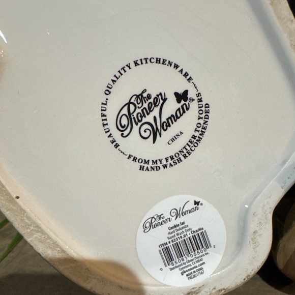 Adorable Pioneer Woman - CHARLIE - Basset Hound - Cookie Jar. Pre-Owned. - Picture 9 of 11